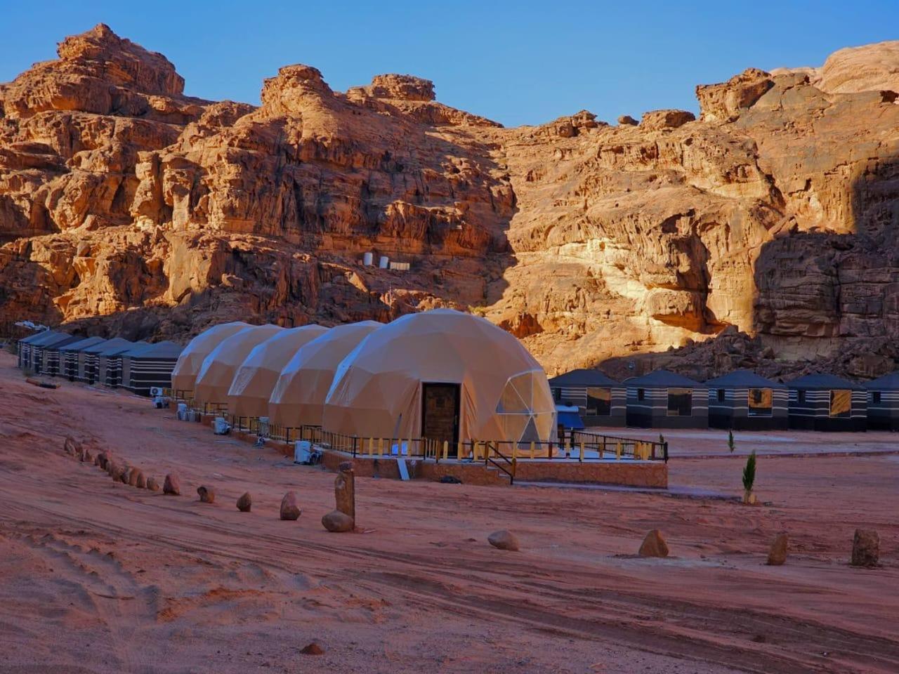 Sunrise Luxury Camp Hotel Wadi Rum Eksteriør billede